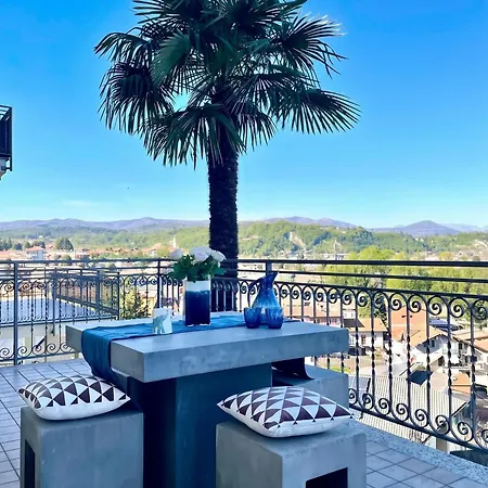View In Apartment *